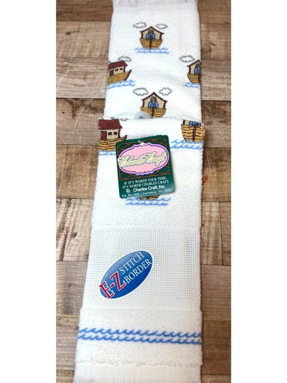 Charles Craft Cross Stitch Noahs Ark Velour Print Towel With E-Z Stitch Border